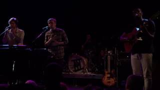 Grows Old - Thirdstory