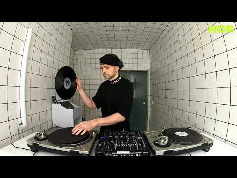 Dame-Music - Alien Rain / June 5 / 5pm-6pm