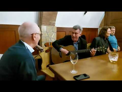 JEŽOV-Tak je pěvecky a hudebně šikovný ministr spravedlnosti Pavel Blažek