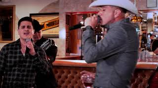 Regulo Caro y Martin Castillo Cruz Negra