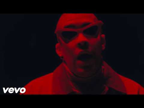 BAD BUNNY - OTRA NOCHE EN MIAMI (VIDEO OFICIAL)