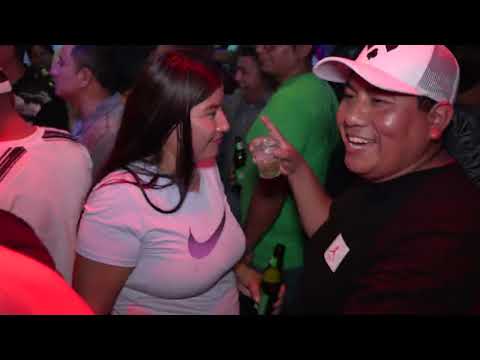 MUCHACHA TRAICIONERA - MIGUELON Y LAS VOCES DE LA CUMBIA...FELIZ CUMPLEAÑOS "MIGUELÓN"