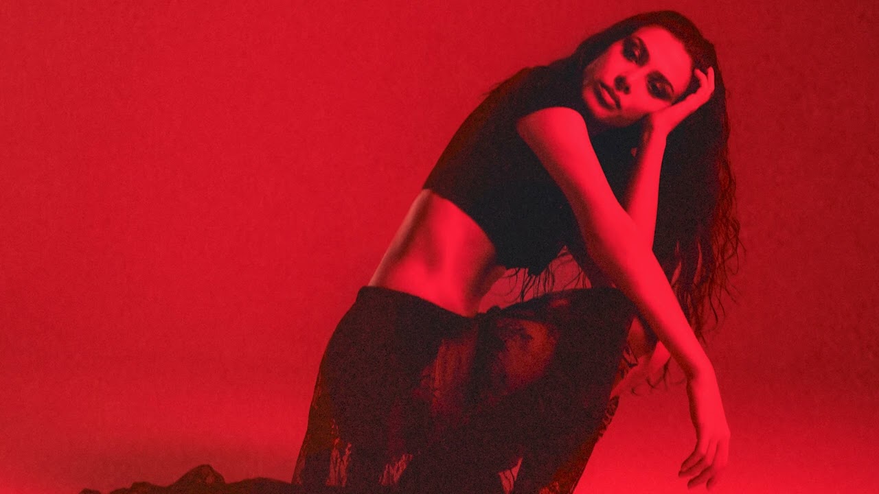 M Lisa Aç Yaralar Klip Kapağı