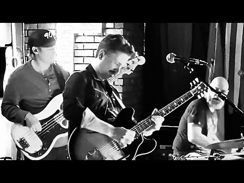 Nashville guitar slinger Corey Congilio LIVE @ The Underdog