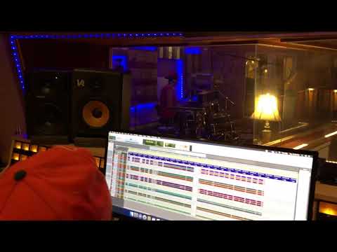 Marco Cirigliano Choppin it in..