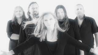 Video BÁRA BASIKOVÁ a PAČESS - Vlk mezi vrbami (Official lyric video 2