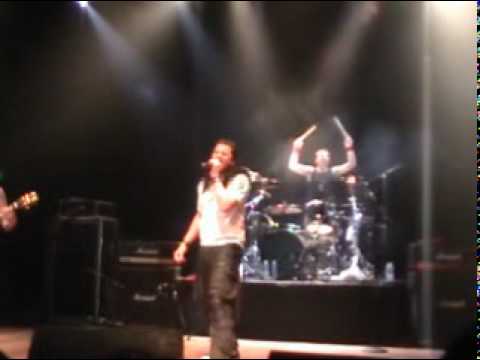Jeff Scott Soto  - Stand Up, Argentina 2010.mpg