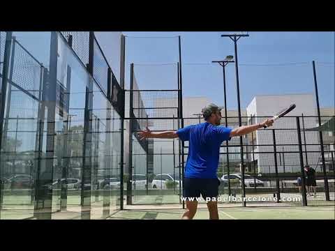 Karim en stage de padel à Barcelone