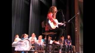 American Idol contestant Holly Miller sings "Payphone" at Vinton County Middle School