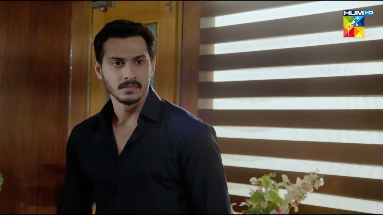 Choti Si Baat Pe Nokari Se Nikal Dia...! #deewar #sunitamarshal
