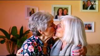 Older Women Kissing - Lesbian Love Scene