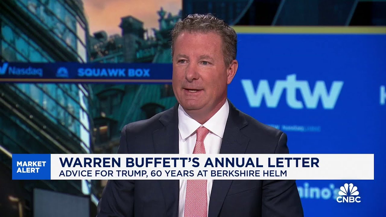 Berkshire operating earnings surge 71% in fourth quarter, cash hoard balloons to record $334 billion