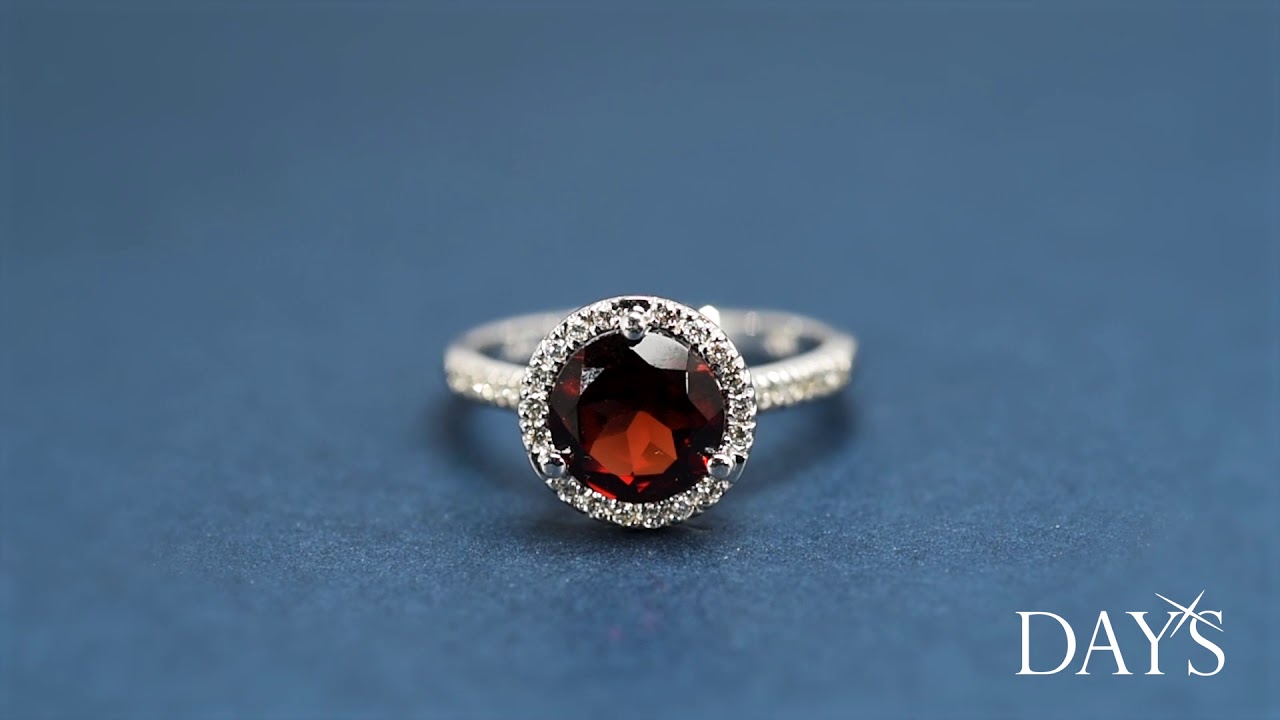 Garnet Ring in 14kt White Gold with Diamonds (1/7ct tw)