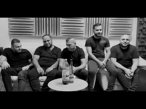 Slovak Band - Hrajte husle / Pozri sa dievčina ( Pre neboheho Mirka ) OFFICIAL VIDEO