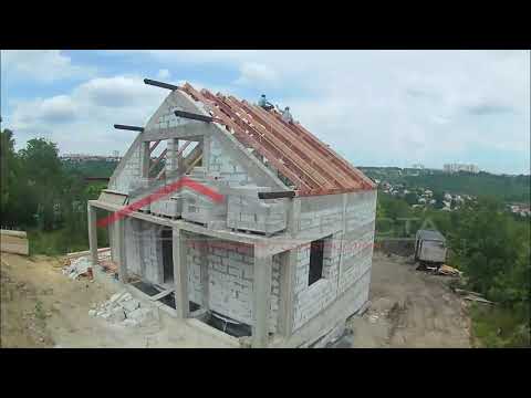 Acoperis realizat din țiglă ceramică Tondach model "Bolero Maro" de la Wienerberger Romania