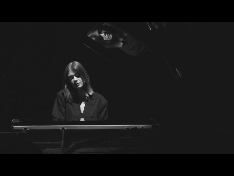 Kinga Łodo   Powiedz mi coś o sobie   cover