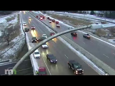 Dans le Minnesota, le verglas provoque des carambolages sur l'autoroute