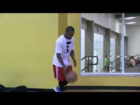 Porter Maberry Jams in Gym - Star of 'SLAMMA JAMMA' - In Theaters March 24