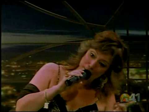 Raquel Zozaya en Pellizcame