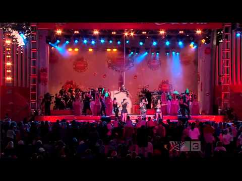 Arabellas Bellydance troupe at the Christmas in the Park 2012