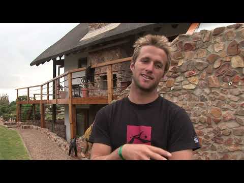 Josh Kerr Amazing Crazy Spin at JBay