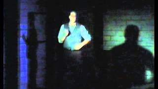 "The Statue" from Jacques Brel is Alive and Well and Living in Paris