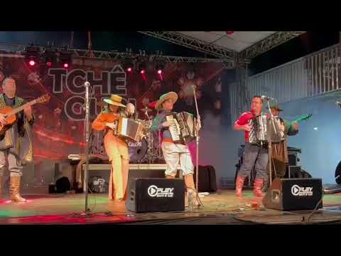 Mariana Marques ao vivo - Tio Bilia Na Oito Baixos