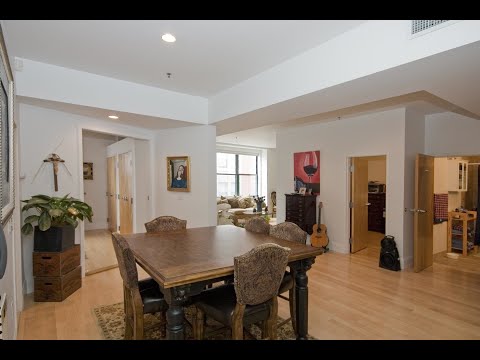 South End/Boston 2-bed/2-bath Loft in Prime SOWA Location - Garage Parking!