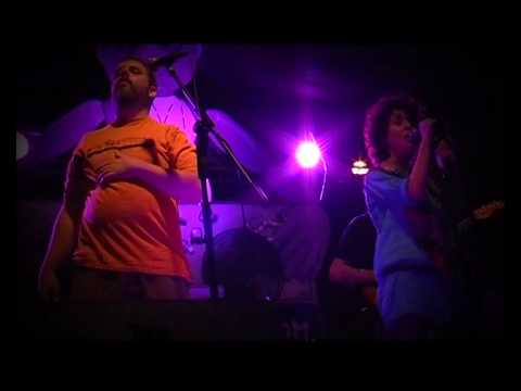 SVI NA POD! - Zlato (live) - music video clip