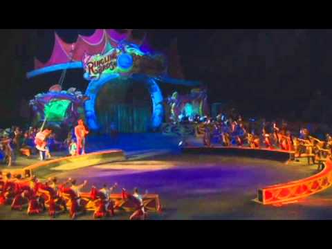 Ringling Bros. Presents Dragons - Paulo Proves He Has Strength