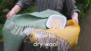 How to dry a wool blanket