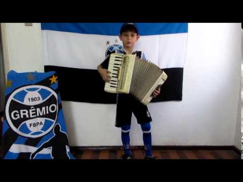 HINO DO GRÊMIO - Gugu Gaiteiro aos 09 anos