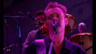 UB40 - Keep On Moving (Live 1994)