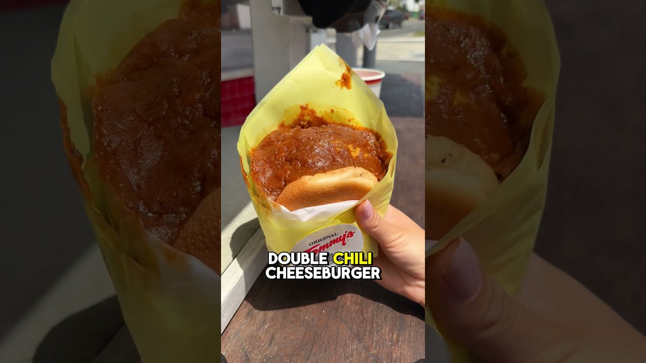 π this ICONIC cultural landmark in LA with famous chili #shorts