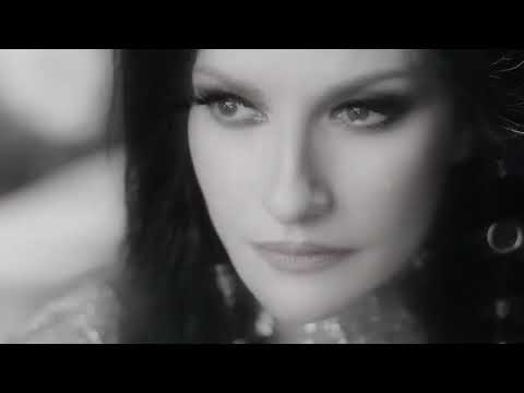 Laura Pausini - QUEM DE NÓS DOIS con Ana Carolina e Ferrugem (Official Visual Video)