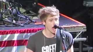 [5SOS FANS] 5 Seconds Of Summer Live Perfomance Try Hard in San Jose HD