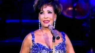 Shirley Bassey - Diamonds Are Forever / I&#39;m Still Here (2009 Live at Electric Proms)