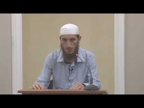 Muajt e shenjtë - Tafil Ramuka