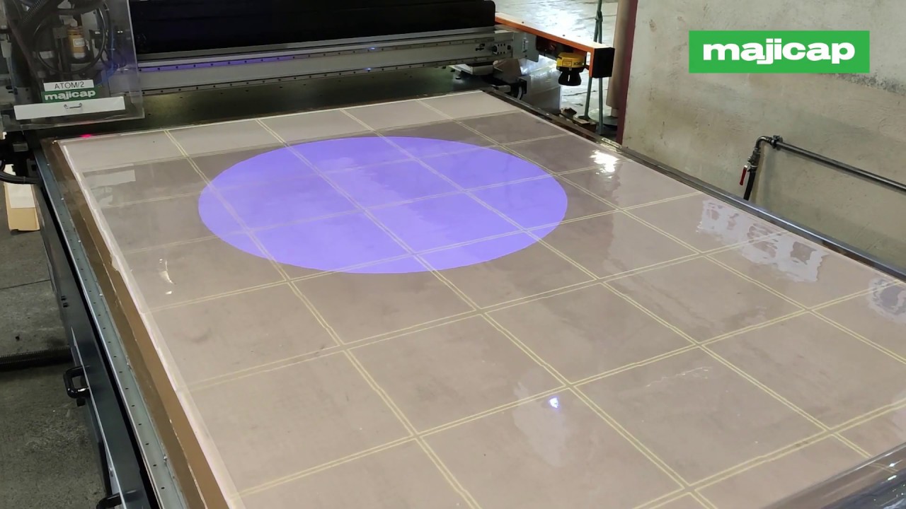 Découpe nappe ronde PVC souple - MAJICAP