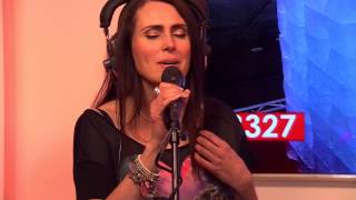 Within Temptation - Whole World Is Watching (live bij Q)