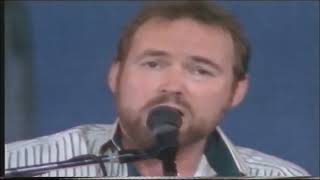 John Williamson - Rip Rip Woodchip - LIVE- (1989)