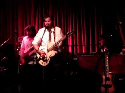 Thomas Dybdahl @ The Drake performing Maury the Pawn (July 2011)