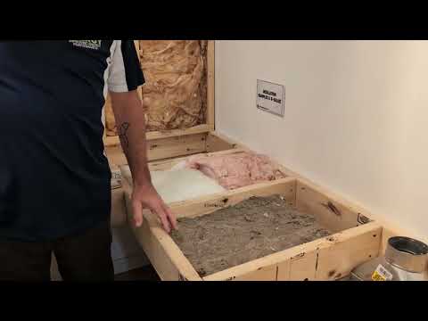 World's first mobile energy retrofitting training center