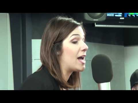 Carla Quartas «Happy» live bei SRF 3