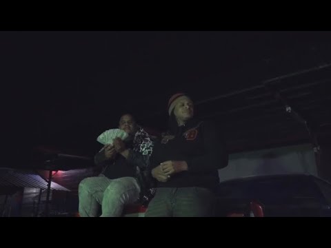 Gee2x - Glizzy Popper ft gamebread boog