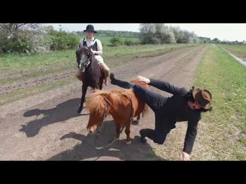 Nagy Krisz - BakterHouse (official music video)