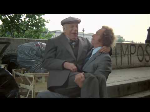 La Carapate (1978) - C'est pas commode avec ton arthrite !