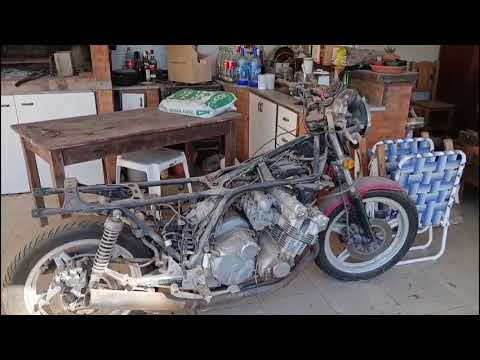 Honda CBX 1047 en Coronel Moldes Córdoba 
