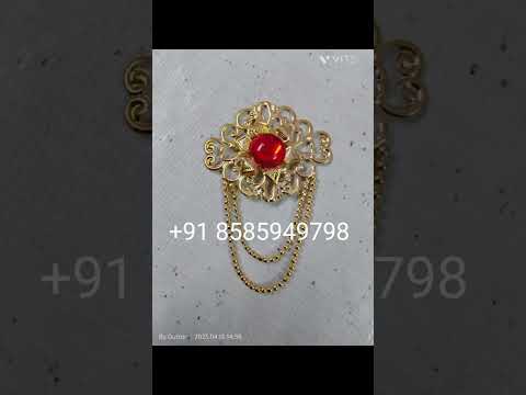 Unisex golden flower brooch, size: 12 cm