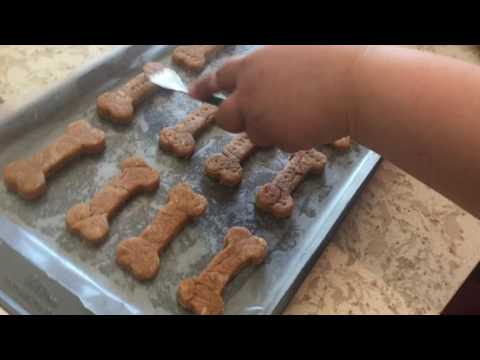 DIY | DOG BISCUIT RECIPE